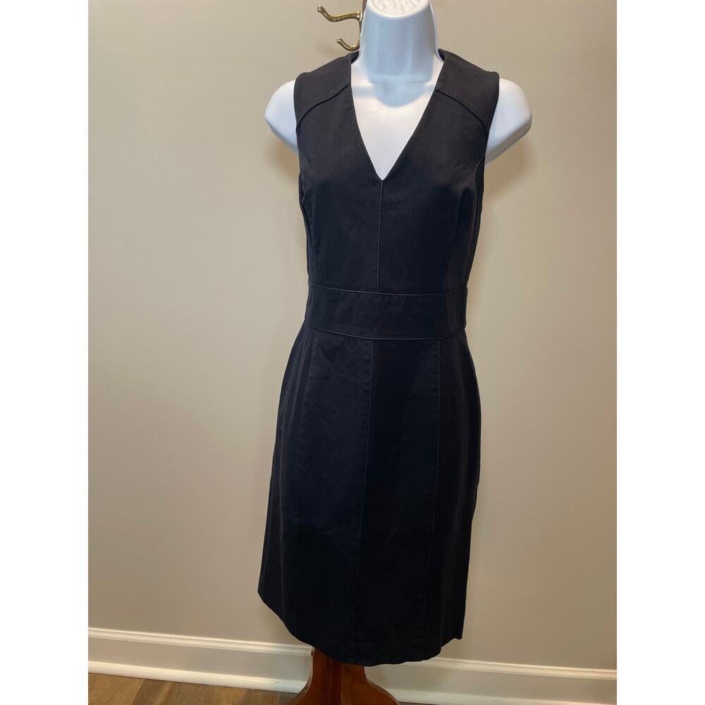 Banana Republic Black Fitted Sleeveless Dress Size 10 Structured Denim‑Like